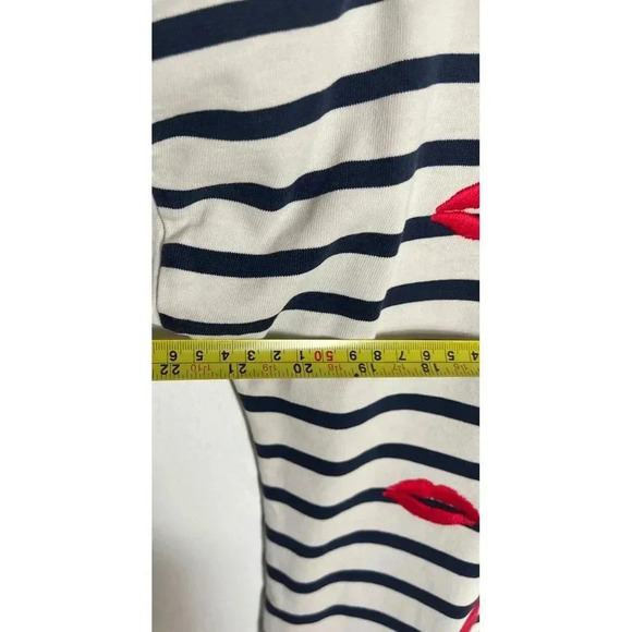 J Crew Women Pullover Long Sleeve Red Lips Embroidered Top White Black Stripe XS - Picture 4 of 9